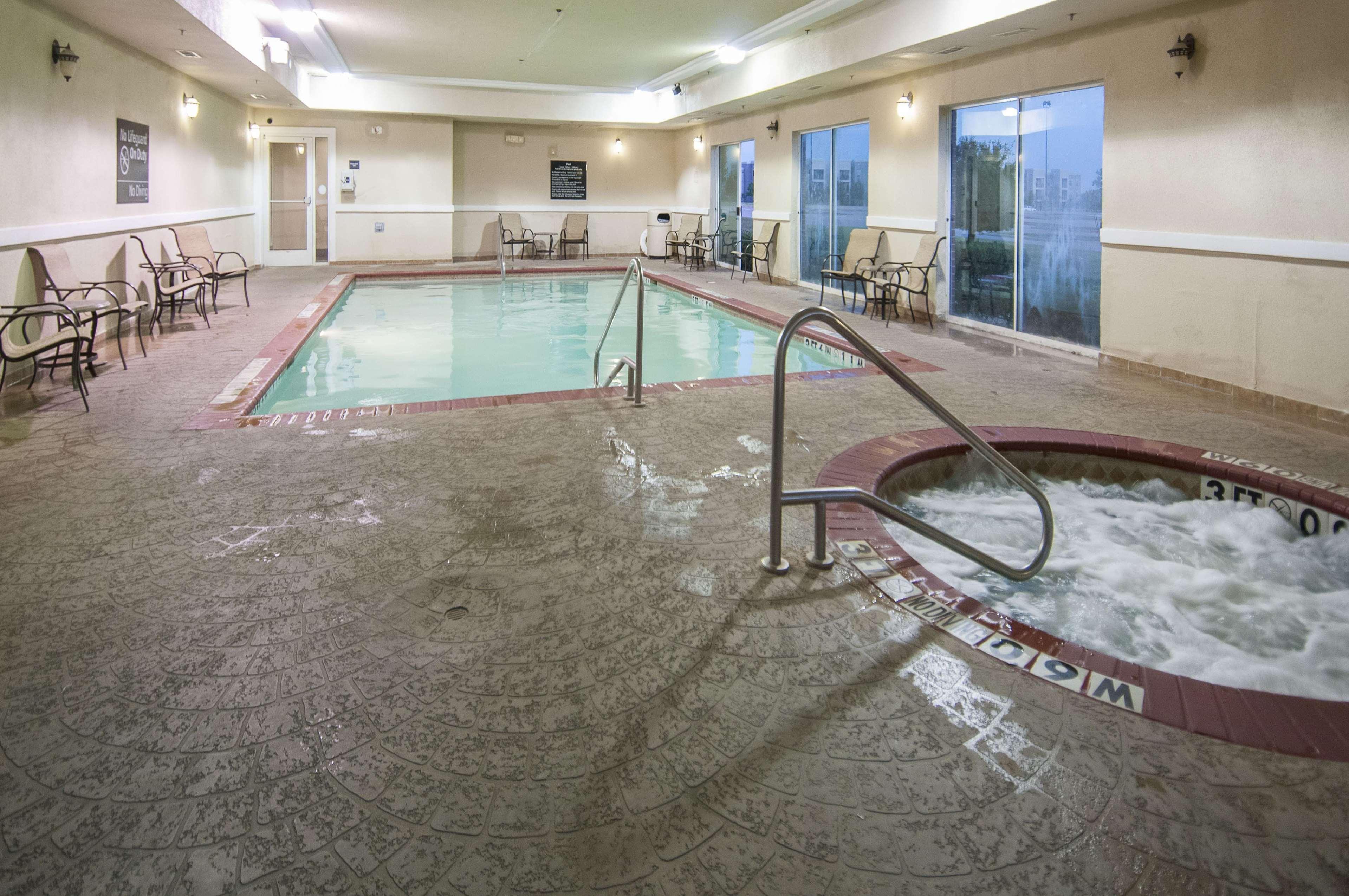 Hampton Inn And Suites Waxahachie Εξωτερικό φωτογραφία